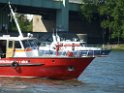 Motor Segelboot mit Motorschaden trieb gegen Alte Liebe bei Koeln Rodenkirchen P077